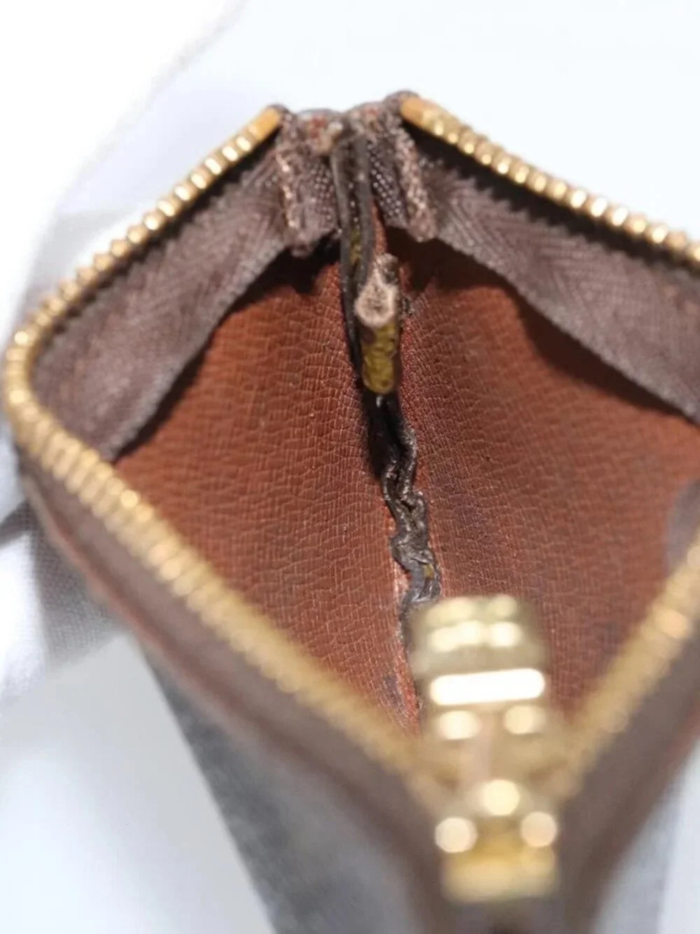 LOUIS VUITTON Monogram Pochette Cles Coin Purse M62650 LV Auth LNZ174